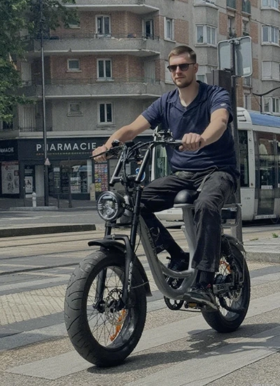 eb8 fat bikes2